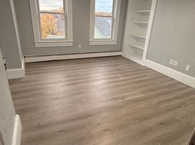 61 1/2 Lowell St, Methuen, MA