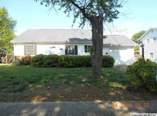 2712 Hillsboro Rd SW, Huntsville, AL 35805