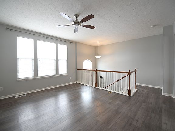 5th image of 12775 Tamworth Dr