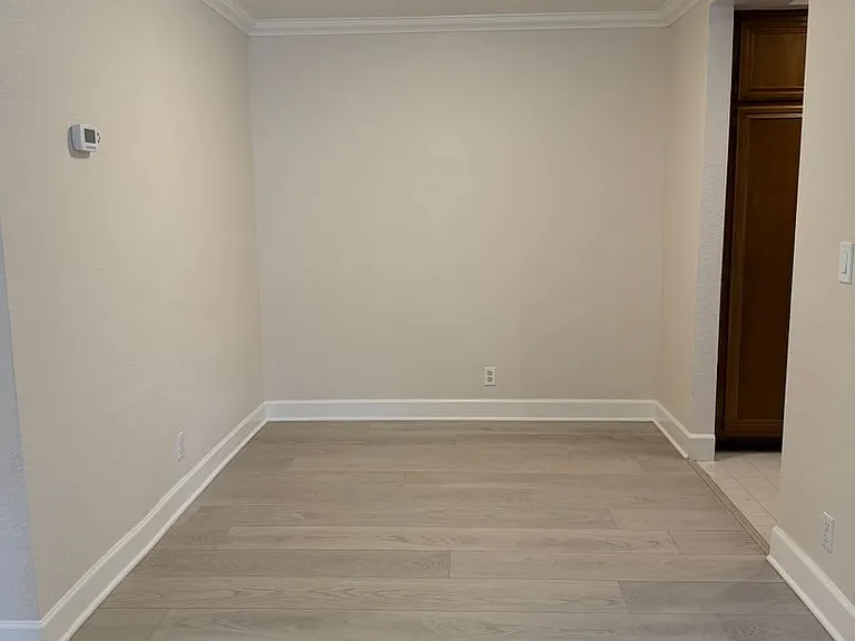 1665 Braddock Ct — Photo 6