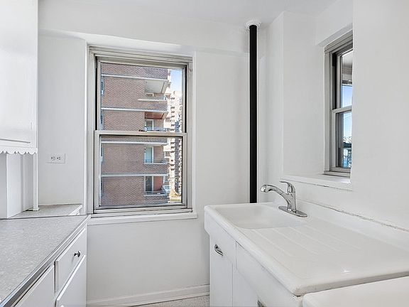 5th image of 455 Franklin D Roosevelt Dr Unit C706