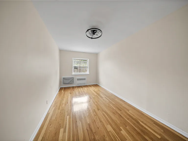 9209 Sea View Ave #1 — Photo 3