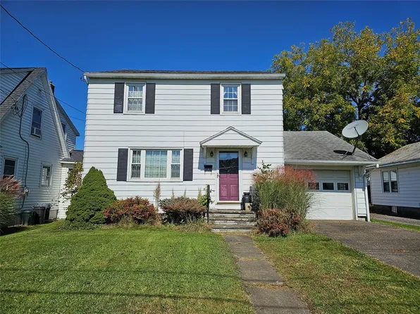 3108 Buckingham Rd, Endwell, NY 13760