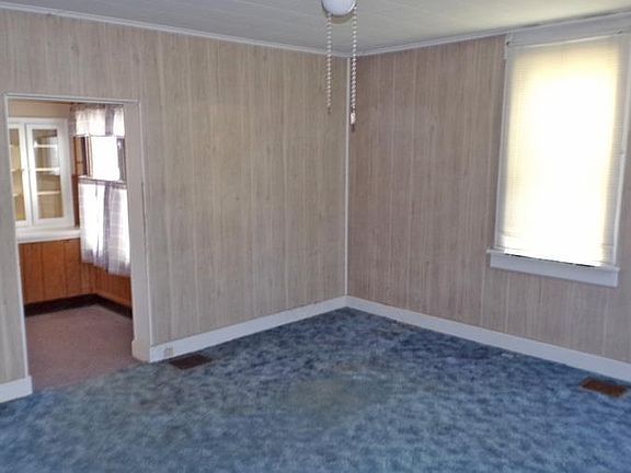 2nd image of 721 Vigo St