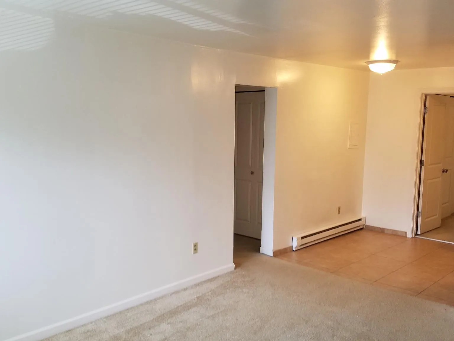 2221 Yale Ave E — Photo 3
