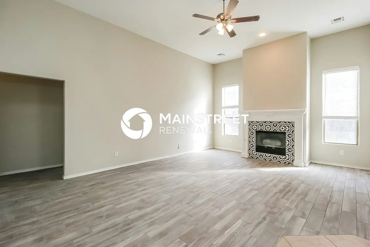 Living Room - 8820 NW 120th St