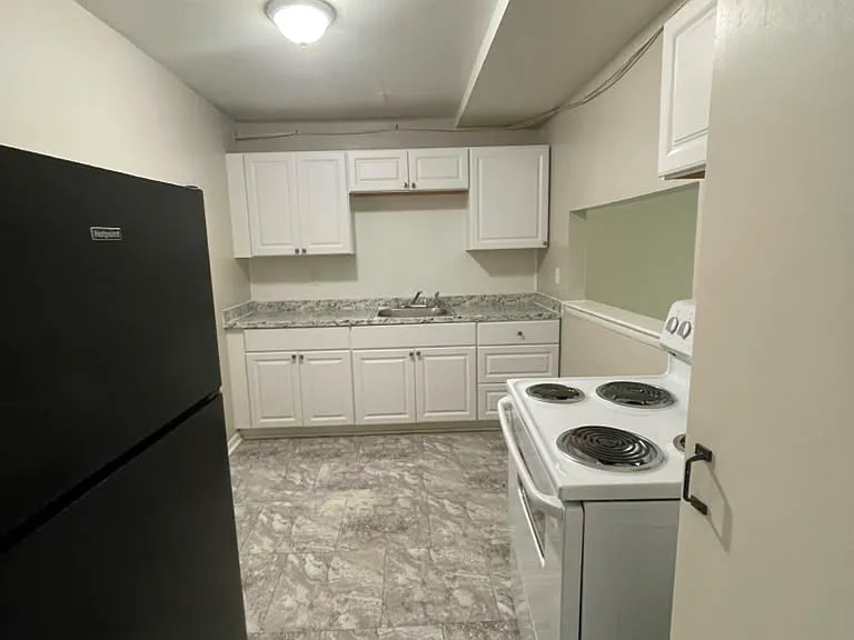 259-279-B68 Oakville Ave #1 — Photo 7