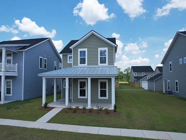 1931 Longhorn Ln — Photo 2