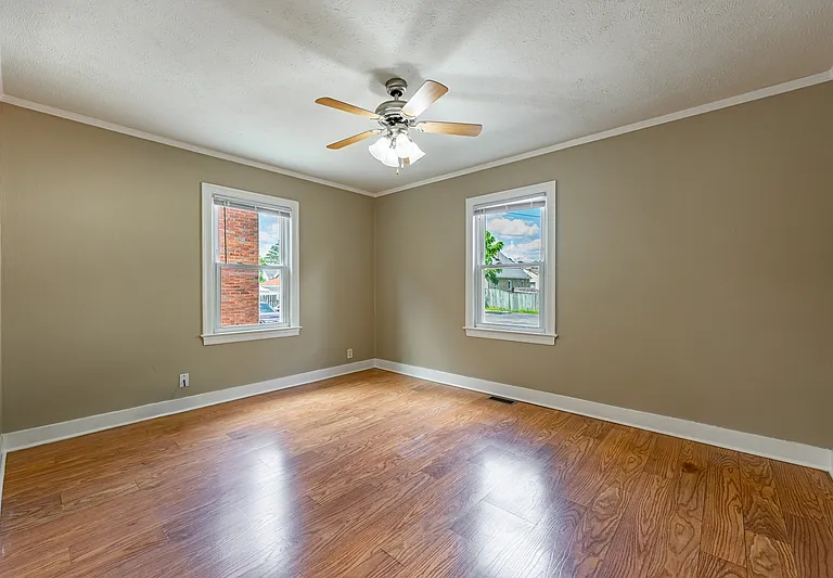 2315 Auburn St #2E — Photo 15