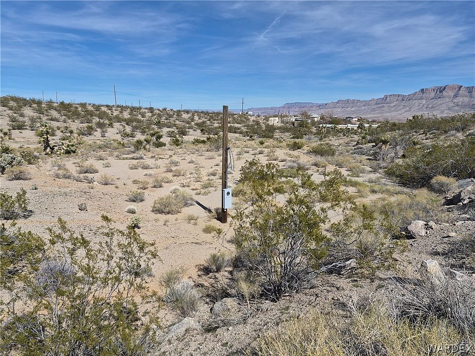 1st image of 835 W Hualapai Creek Drive