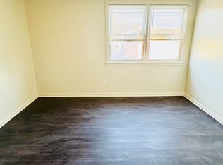 26 14th St SE APT 303, Washington, DC 20003