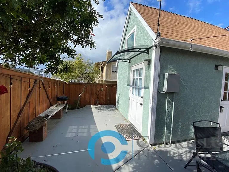 401 N Horne St — Photo 1