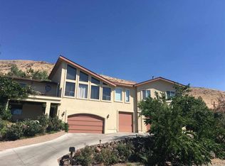 2120 Silky Sullivan Ln, Reno, NV 89502