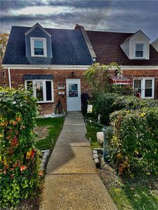 228 Roberts Avenue, Yonkers, NY, 10703