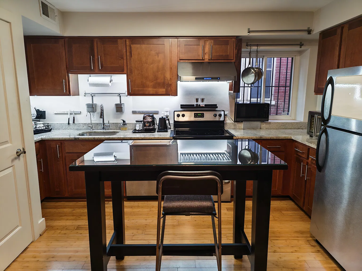 1225 Fairmont St NW — Photo 4
