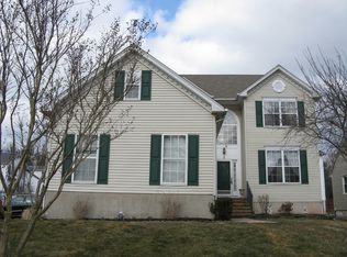 2 Woodward Dr, Bridgewater, NJ 08807