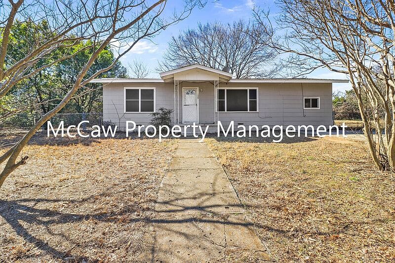 1st image of 129 Lakewood Dr