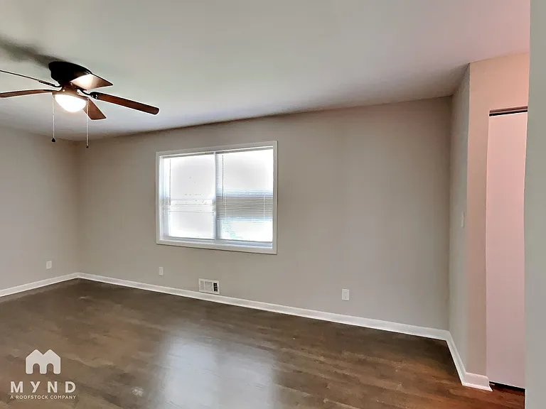 1322 N Cliff Valley Way NE #1322 — Photo 10