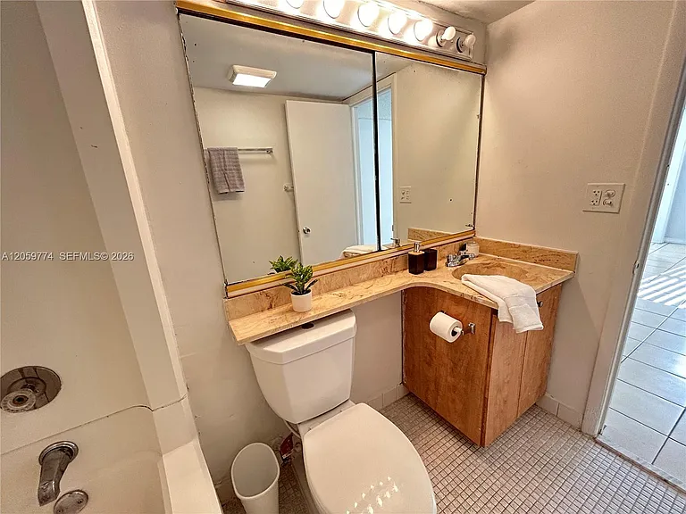 14301 N Kendall Dr #109B — Photo 28