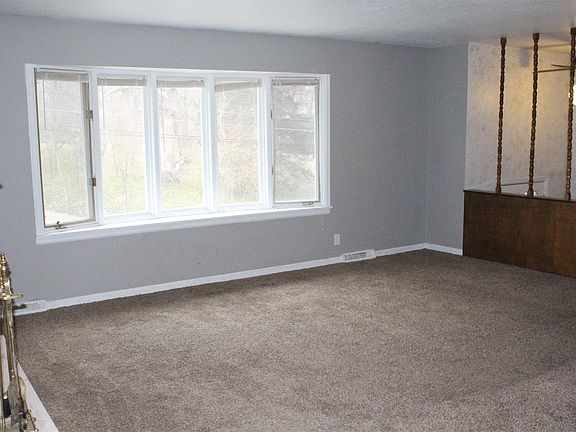3rd image of 2727 Westwood Dr NW