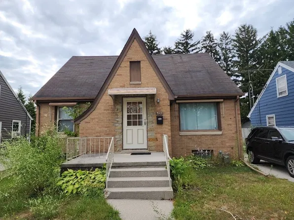 1501 S 19th St, Sheboygan, WI 53081