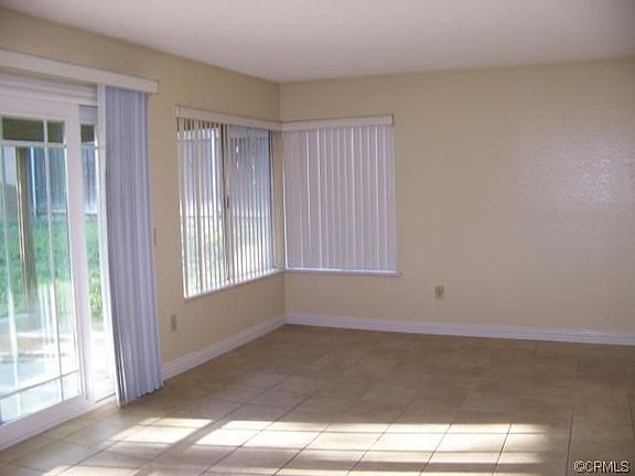 5th image of 2231 S Malcolm Ave