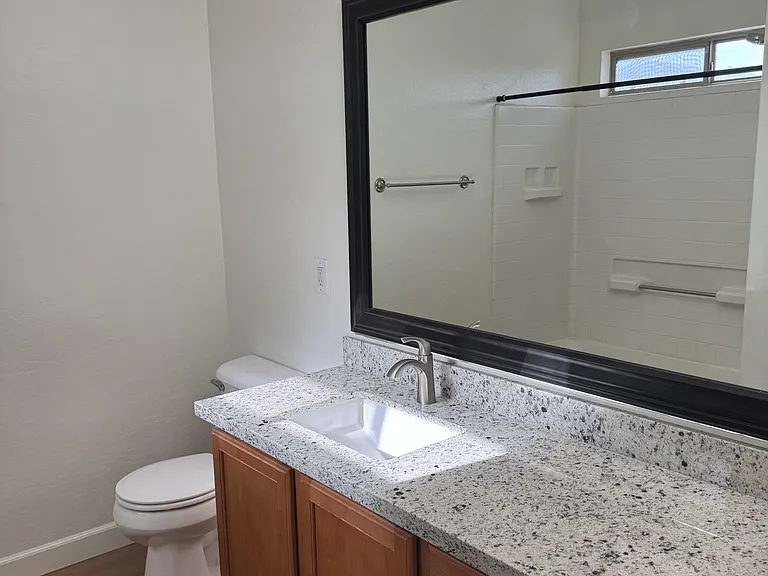 41912 N 45th Gln — Photo 11
