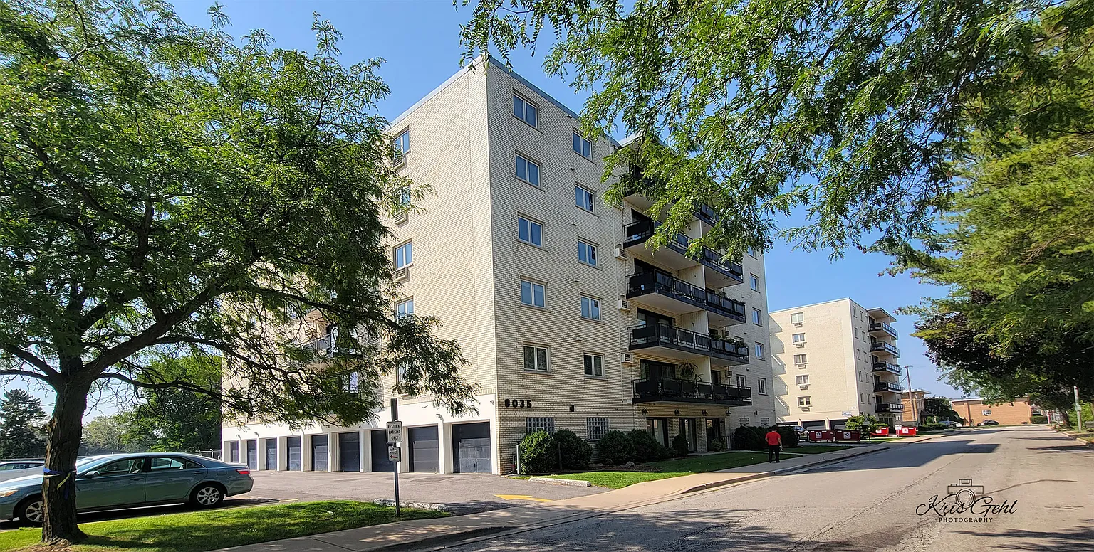 8035 Oconnor Dr APT 3B photo 1