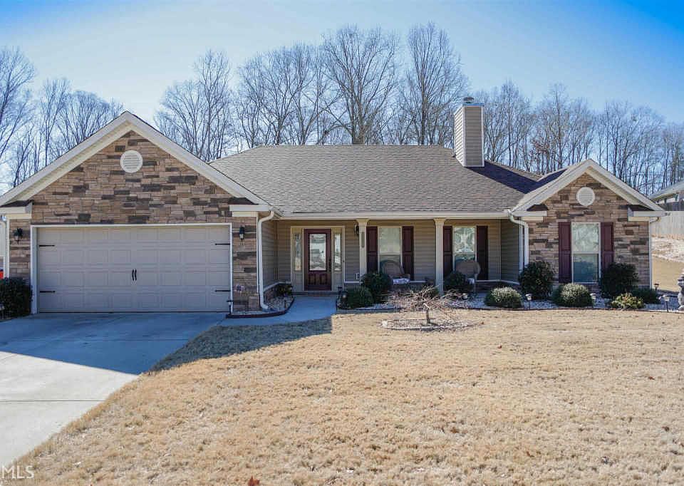 1st image of 330 Petal Creek Ln