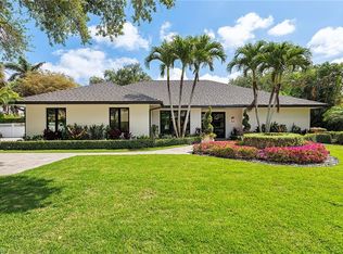 6608 Ridgewood Dr, Naples, FL 34108