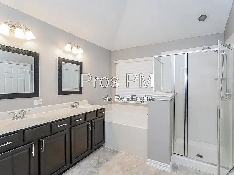 500 Turnstone Dr — Photo 13