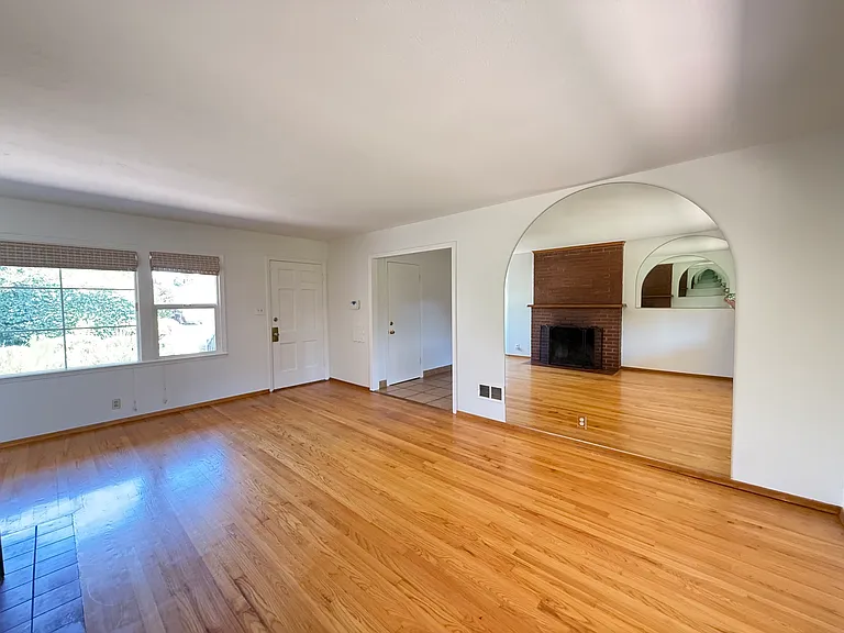 3940 W Rincon Ave — Photo 5