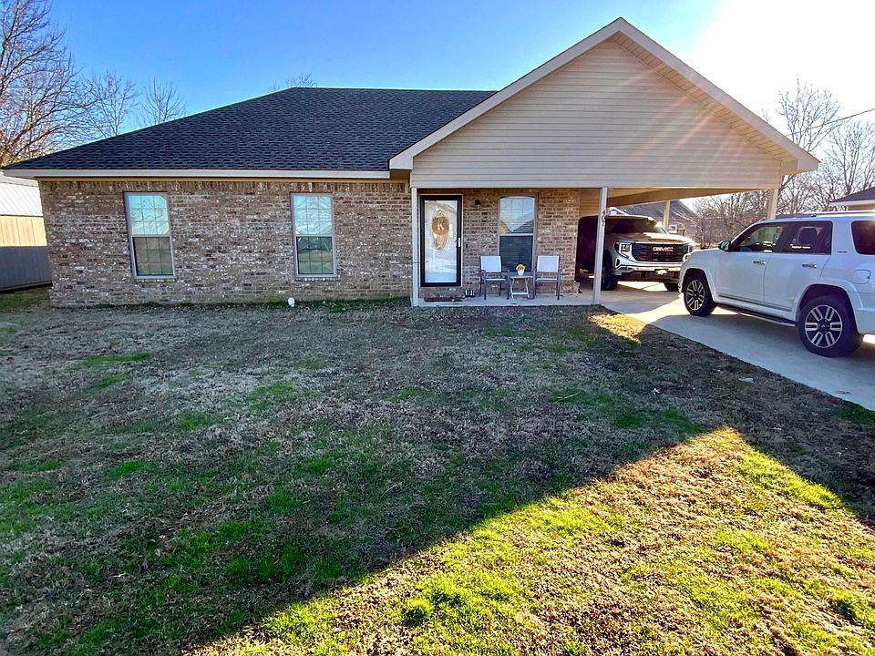 1st image of 407 Mallard Dr