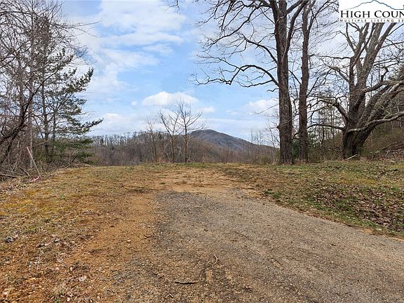 2nd image of Lot 27 Hollowcrest