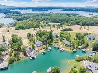 15 Compass Cove Cir, Moneta, VA 24121