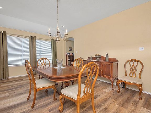 4th image of 3736 Palm Dr