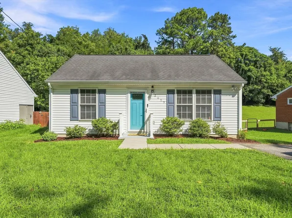 2417 Daleton Rd NE, Roanoke, VA 24012