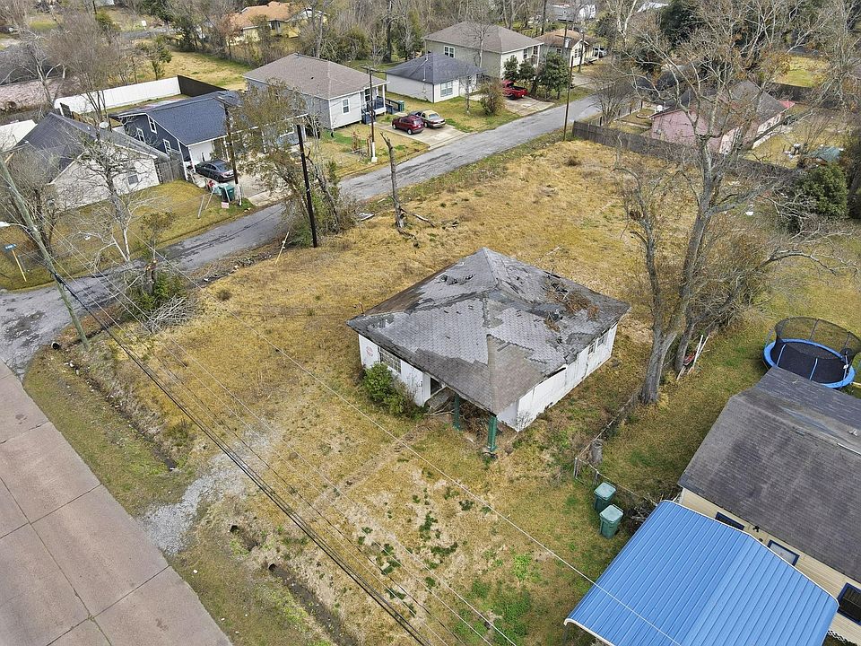 1st image of 810 Texas Ave