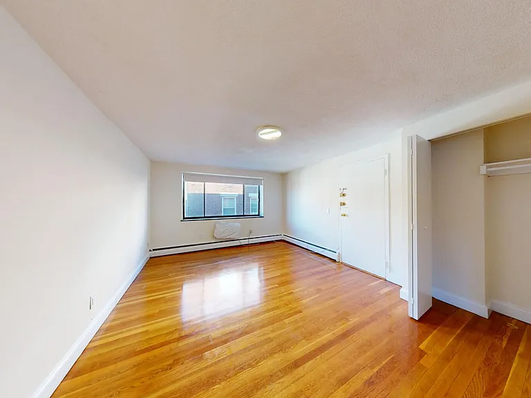 370 Babcock St #3G — Photo 11
