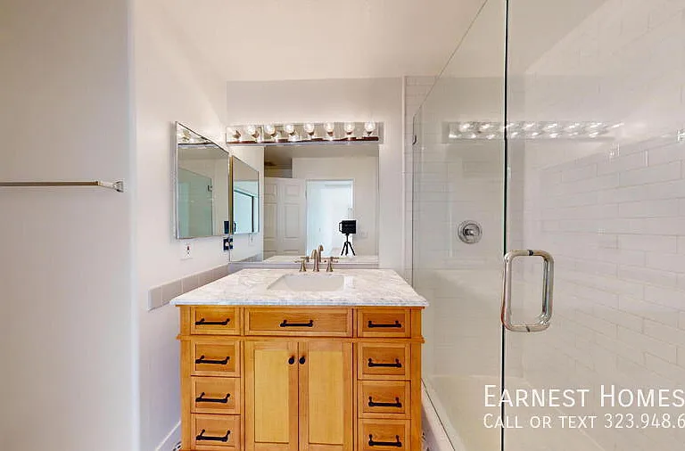 18347 Saticoy St #31 — Photo 12