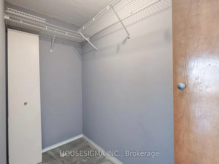 145 Hillcrest Ave #807 — Photo 12