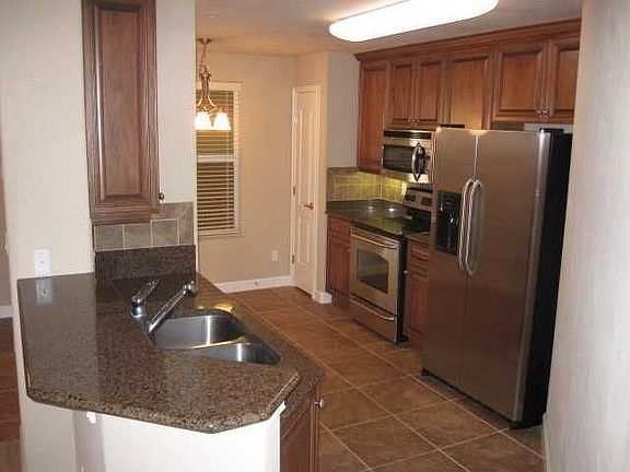 4th image of 424 Luna Bella Ln APT 312