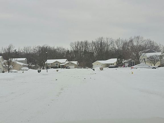 5th image of 8294 Ironstone Ave