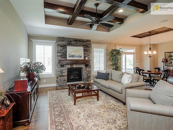 VERY OPEN FLOOR PLAN