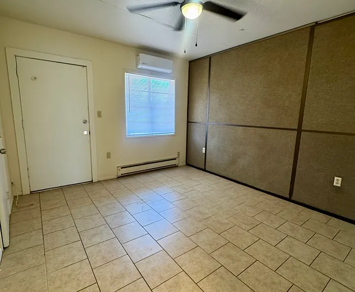 5250 E Bellevue St #B — Photo 15