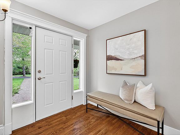 3rd image of 9 Blue Mountain Dr