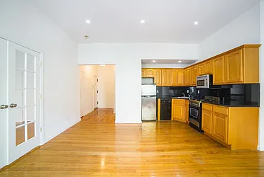 Rented by Jonathan Wachtel, LREB