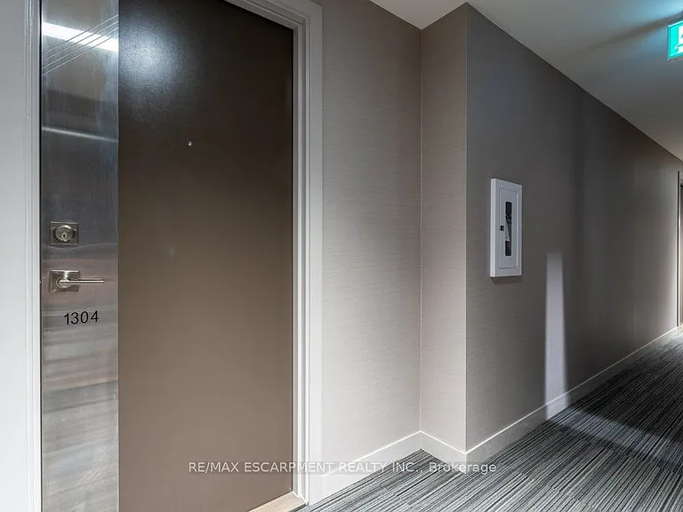 2087 Fairview St #1304 — Photo 6