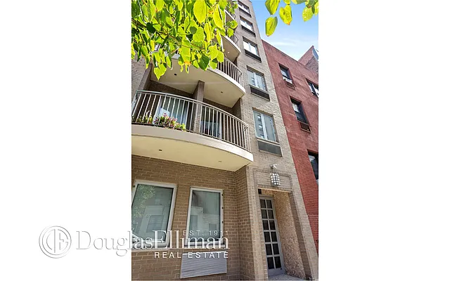 Rented by Douglas Elliman | media 23