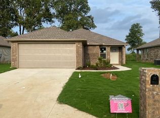 328 Colchester Dr, Jonesboro, AR 72401